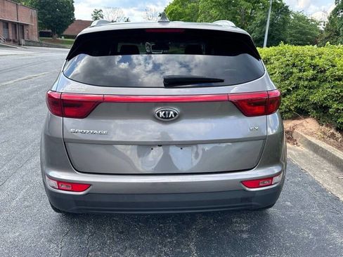 Used 2017 Kia Sportage EX image 5