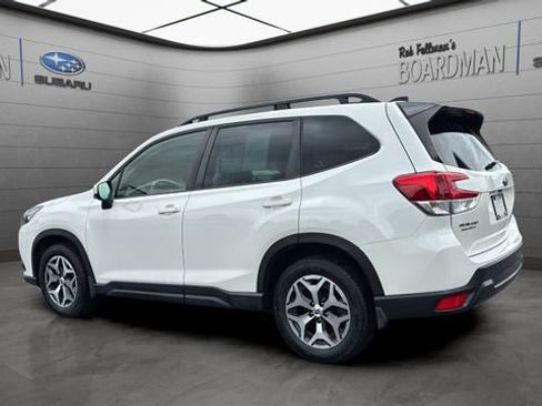 Used 2024 Subaru Forester Premium AWD/4WD image 8