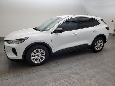 Used 2023 Ford Escape Active FWD image 2