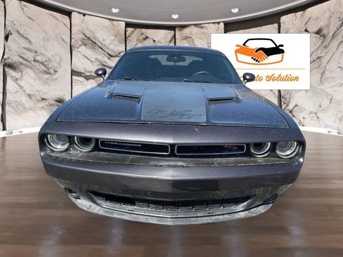 Used 2016 Dodge Challenger R/T RWD image 8