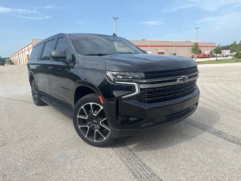 Certified 2021 Chevrolet Suburban RST AWD/4WD image 1