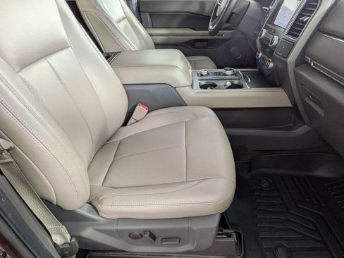 Used 2021 Ford Expedition Max XLT AWD/4WD image 29