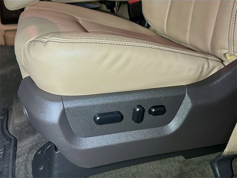 Used 2016 Ford F250 Lariat w/ Lariat Ultimate Package image 15