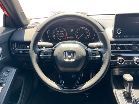 Used 2025 Honda Civic Sport image 13