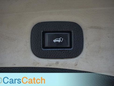 Used 2018 Nissan Rogue SV AWD/4WD image 42