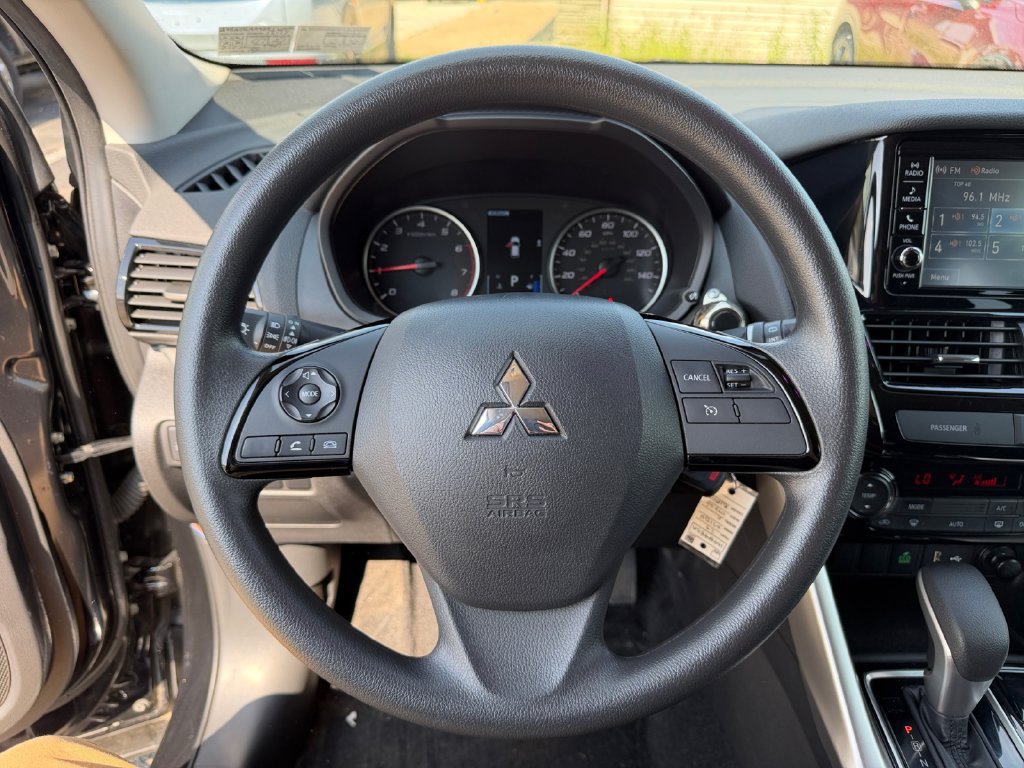 Used 2024 Mitsubishi Eclipse Cross ES AWD/4WD image 15