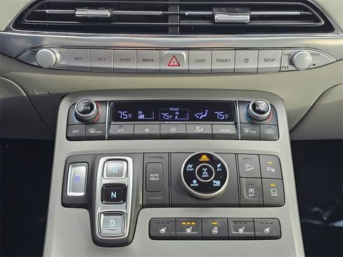 Used 2022 Hyundai Palisade Calligraphy image 36