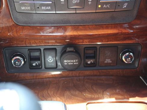 Used 2017 INFINITI QX80 2WD w/ Deluxe Technology Package image 20