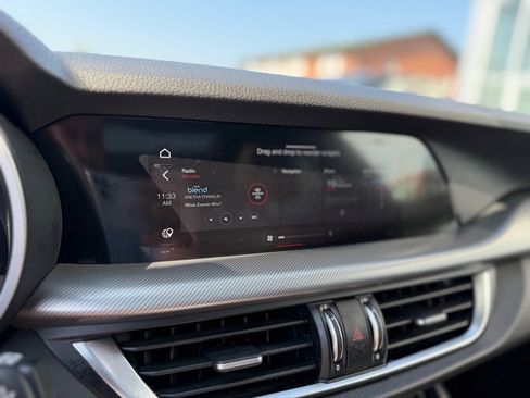 Used 2024 Alfa Romeo Stelvio Ti image 12