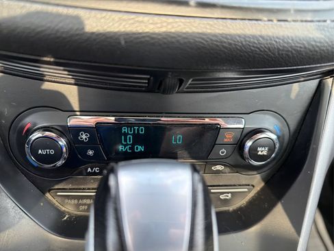 Used 2014 Ford C-MAX SE w/ Equipment Group 203A FWD image 35