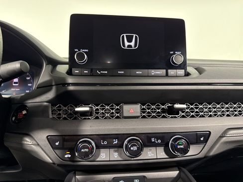 New 2025 Honda Accord SE image 26