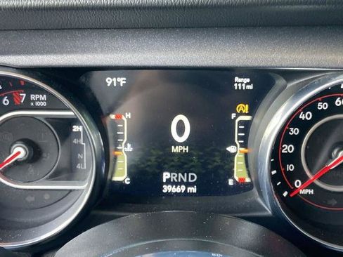 Used 2021 Jeep Gladiator Mojave AWD/4WD image 7