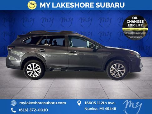 Certified 2025 Subaru Outback Premium AWD/4WD image 12