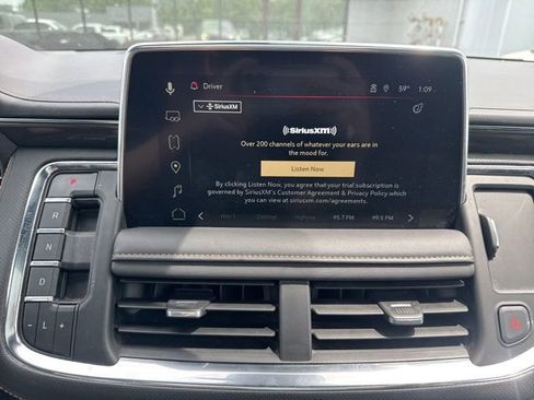 Used 2023 GMC Yukon AT4 AWD/4WD image 20