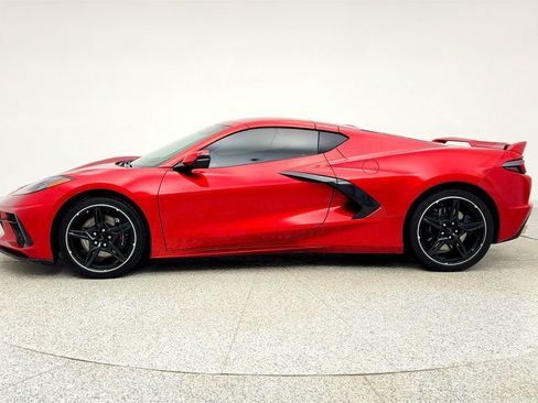 Used 2024 Chevrolet Corvette Stingray Preferred Cpe w/ Z51 Performance Package image 8