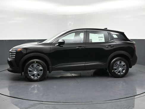 New 2026 Nissan Kicks S image 2