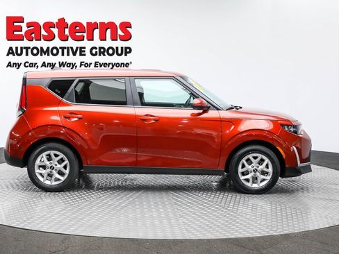 Used 2024 Kia Soul LX w/ Option Group 015 image 4