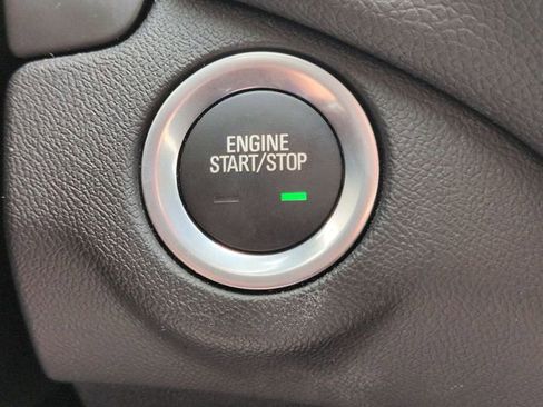 Used 2024 Chevrolet Equinox LT w/ LPO, Floor Liner Package FWD image 19