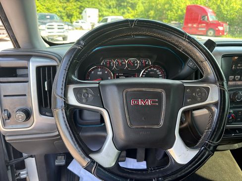 Used 2016 GMC Sierra 1500 SLE w/ SLE Value Package RWD image 10