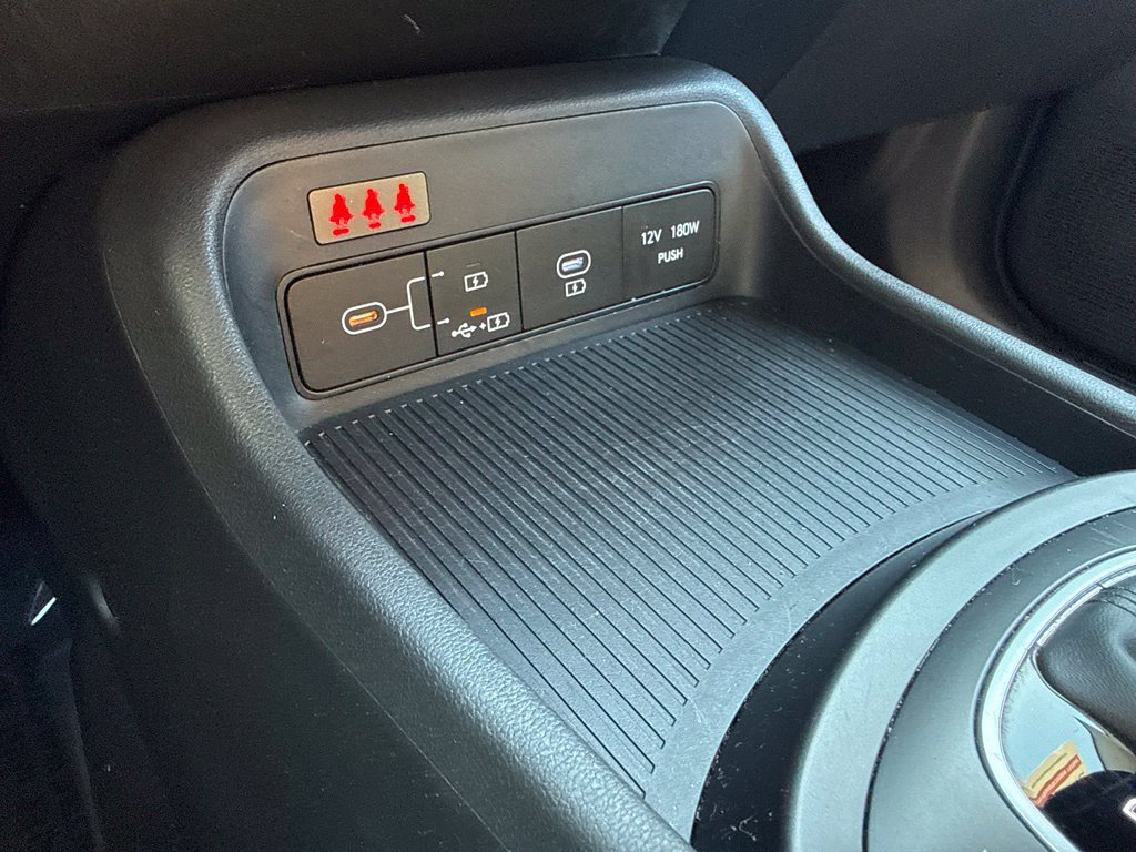 Used 2025 Hyundai Kona SEL AWD/4WD image 23