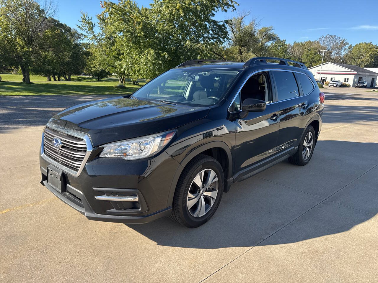 Used 2020 Subaru Ascent Premium AWD/4WD image 1