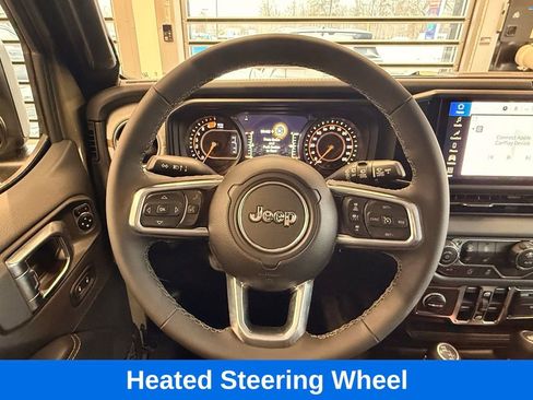 Used 2026 Jeep Wrangler Sahara image 24