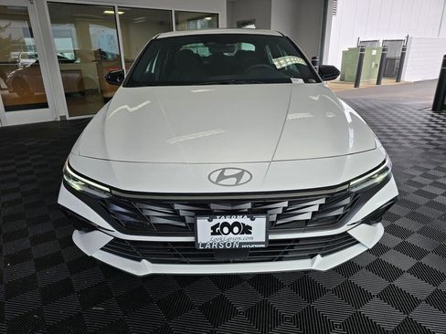 New 2026 Hyundai Elantra SEL Sport Premium FWD image 8