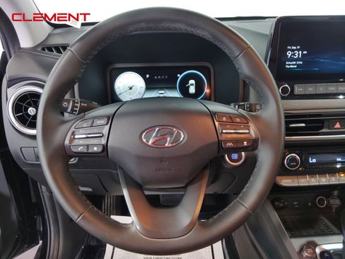 Used 2022 Hyundai Kona Limited image 10