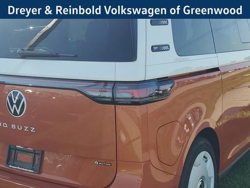New 2025 Volkswagen ID. Buzz 1st Edition image 5