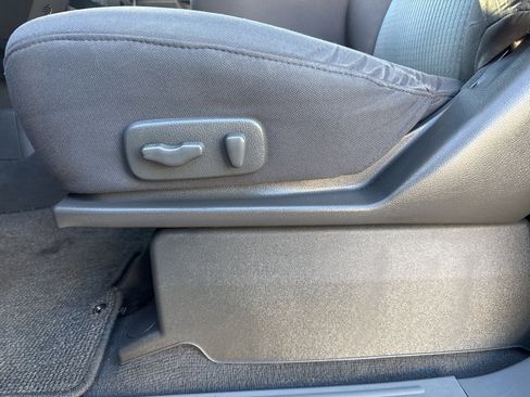 Used 2007 Nissan Titan SE w/ Chrome Pkg W/Pwr Bench image 14