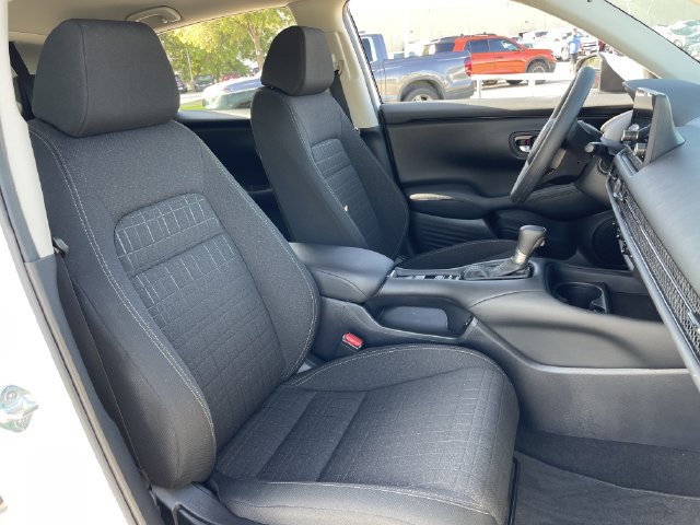 Used 2024 Honda HR-V LX image 25