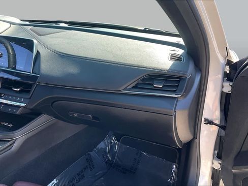Used 2021 Cadillac CT4 V w/ Technology Package RWD image 18