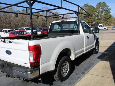 Used 2017 Ford F250 XL w/ XL Value Package image 3