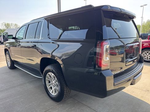Used 2020 GMC Yukon XL SLT AWD/4WD image 4