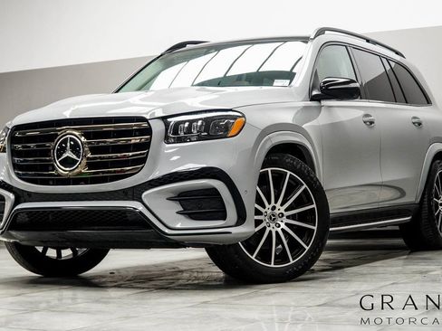 Used 2024 Mercedes-Benz GLS 580 4MATIC image 1