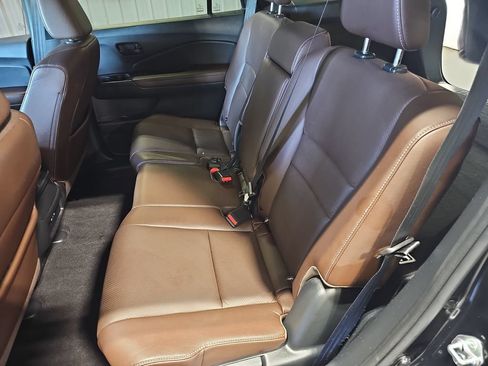 Used 2024 Honda Passport EX-L image 14