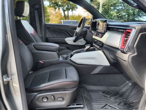 Certified 2024 GMC Canyon AT4X image 28