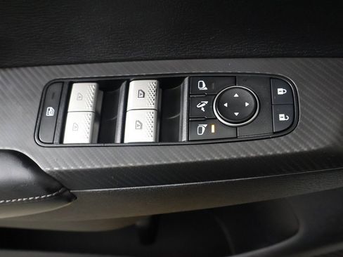 Used 2023 Mitsubishi Outlander SE image 40