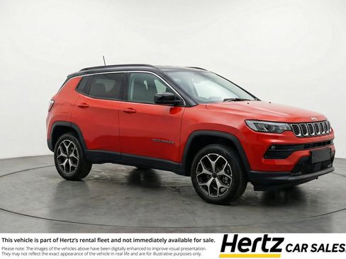 Used 2025 Jeep Compass Limited AWD/4WD image 1