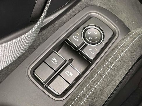 Certified 2025 Porsche 718 Boxster Spyder RS image 31