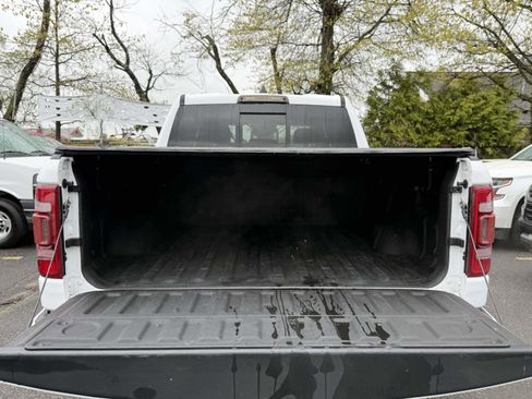 Used 2022 RAM 1500 Limited w/ Bed Utility Group RWD image 6