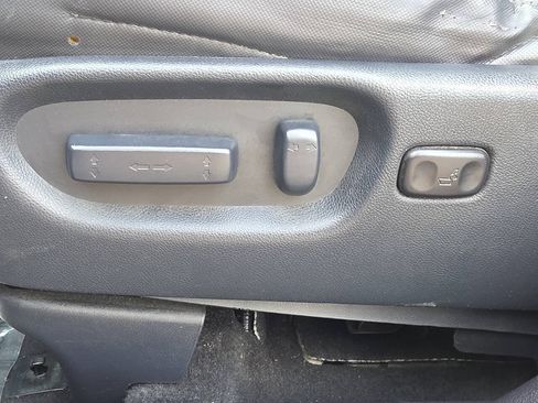 Used 2011 Honda CR-V EX-L image 19