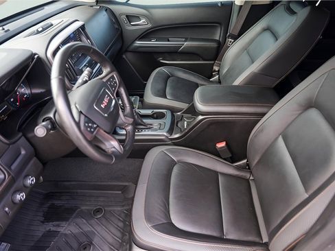 Used 2022 GMC Canyon AT4 image 12