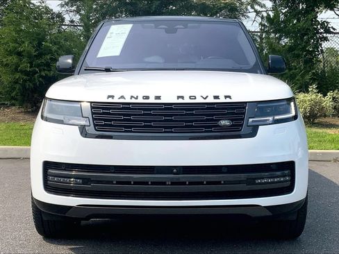 Used 2023 Land Rover Range Rover SE AWD/4WD image 3