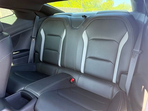 Used 2019 Chevrolet Camaro SS RWD image 9