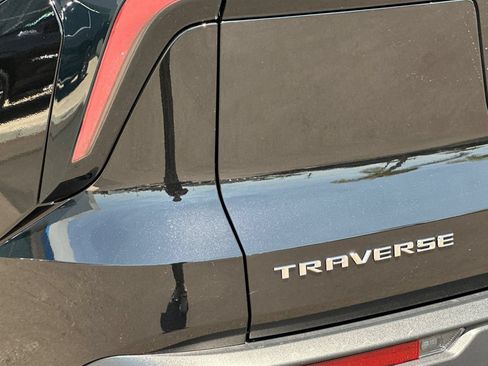 New 2026 Chevrolet Traverse LT FWD image 28