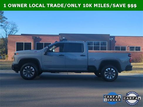 Used 2025 Chevrolet Silverado 2500 Custom w/ Custom Value Package image 14