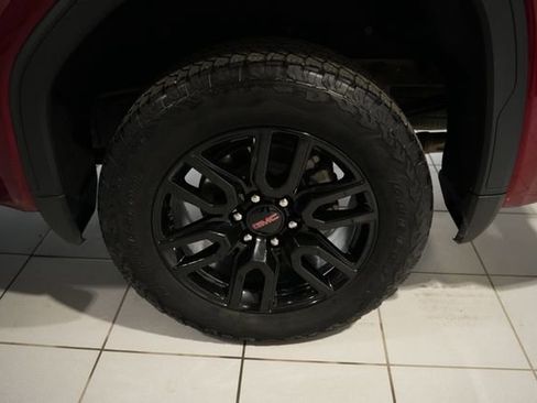 Used 2024 GMC Sierra 1500 Elevation image 10
