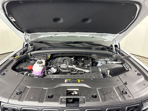 New 2025 Jeep Grand Cherokee L Limited w/ Black Appearance Package image 25