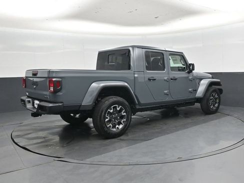New 2026 Jeep Gladiator Sport AWD/4WD image 4